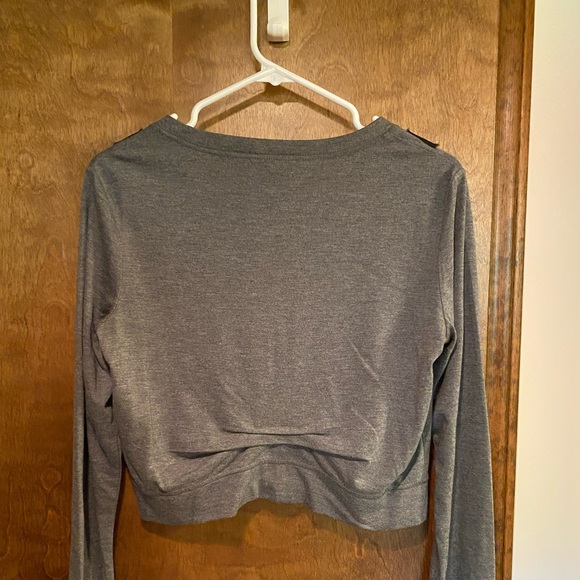 Vera Wang Women’s Charcoal Crop Cardigan (PM) - Picture 6 of 6